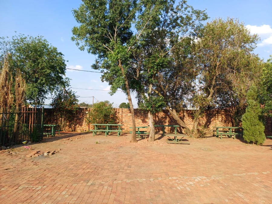 Commercial Property for Sale in Ikageng North West